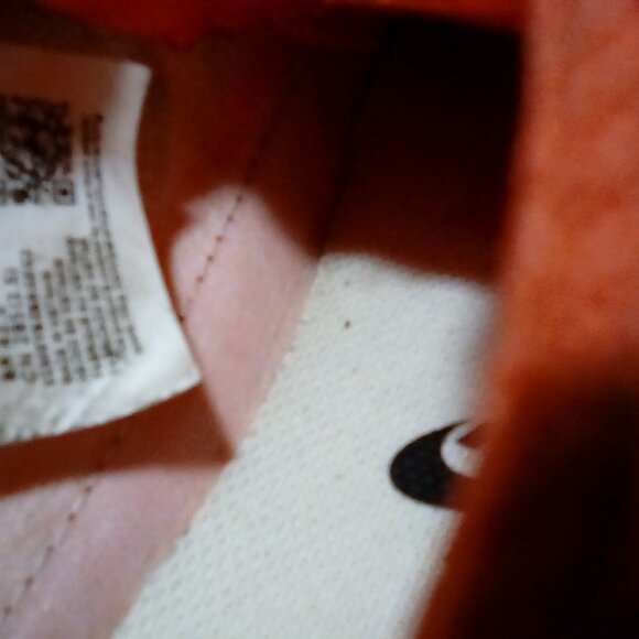 Nike Legacy Sneakers - Picture 8 of 8